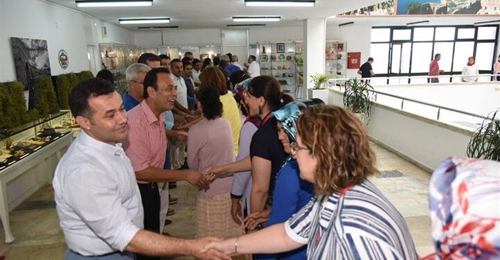 Alanya Belediye Başkanı Adem Murat Yücel belediye personeliyle bayramlaştı