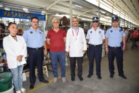 Alanya Belediyesi Zabıta Müdürlüğü ekiplerinden Kurban Bayramı denetimi