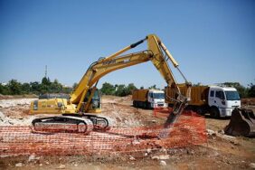 Büyükşehir’de açılış ve temel atma törenleri