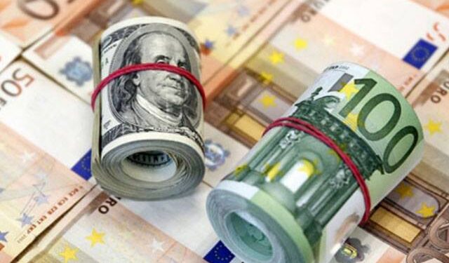 Dış basın Dolar ve Euro karşısındaki değer kaybını manşetlerine taşıdı