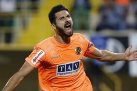Galatasaray Emre Akbaba İçin Alanyaspor ile anlaşmaya vardı!