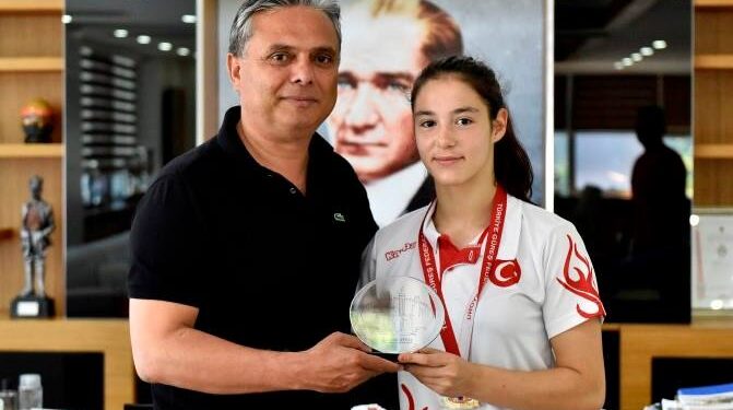 MURATPAŞA’NIN ALTIN KIZINA KUTLAMA