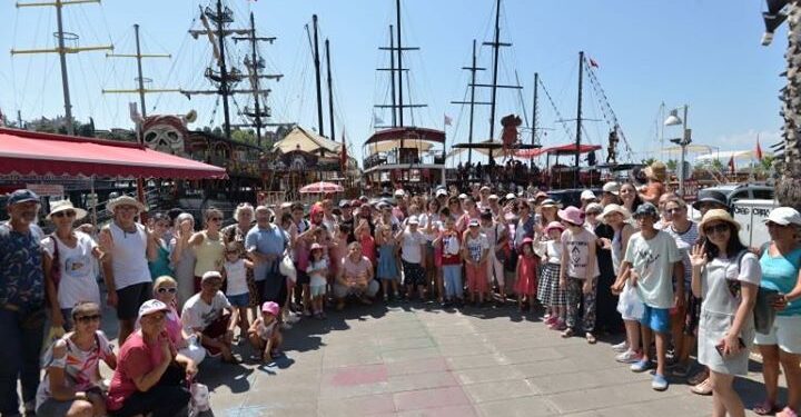 Özel çocuklar, Akdeniz keyfi yaşadı