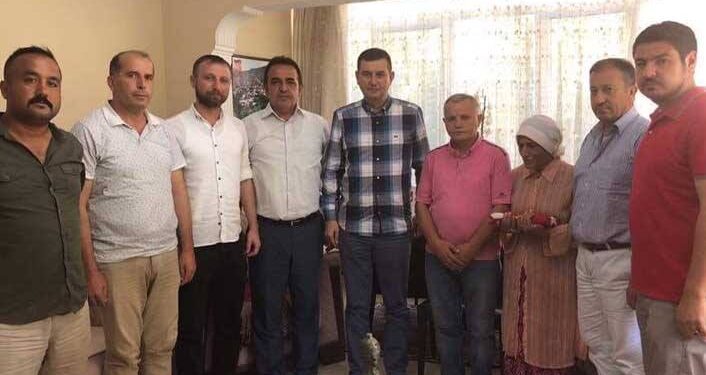 Türkdoğan’dan şehit evine ziyaret