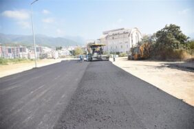 YENİ OBA KÖPRÜSÜ ASFALTLANIYOR