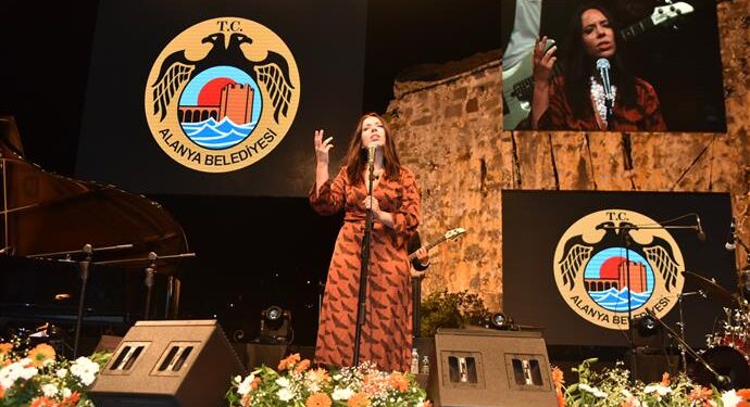 15. ALANYA ULUSLARARASI JAZZ GÜNLERİ DEVAM EDİYOR