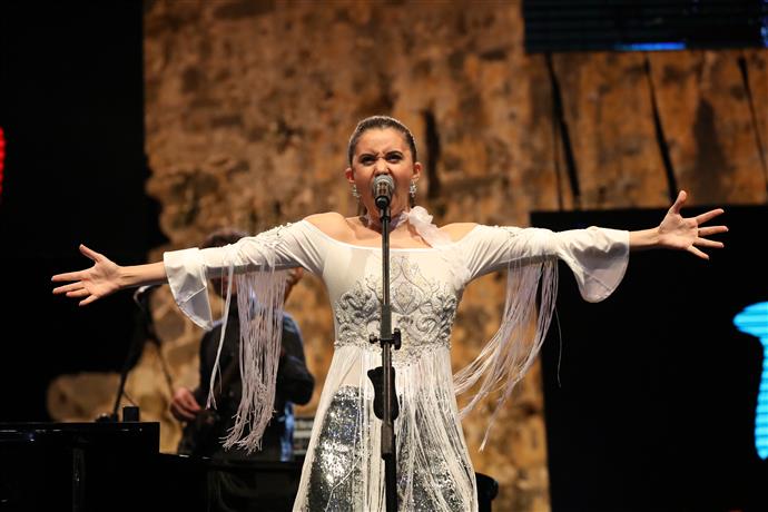 ALANYA CAZ GÜNLERİ KARSU’NUN MUHTEŞEM KONSERİYLE BAŞLADI