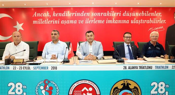 TRIATLON BASIN TOPLANTISI YAPILDI