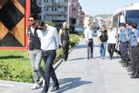 alanya_daki_banka_vurgununda_yakalanan_8_kisi_adliyede