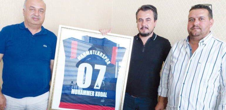 Bir tek Mahmutlarspor’umuz var