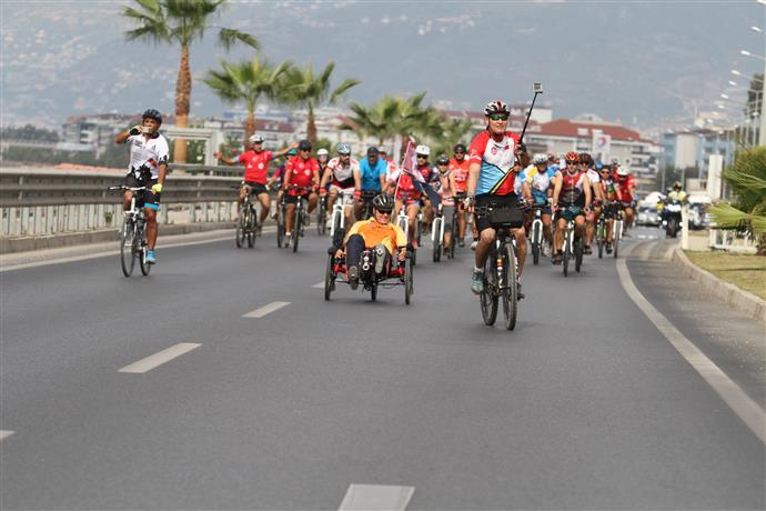1. ALANYA ULUSLARARASI BİSİKLET FESTİVALİ BAŞLADI