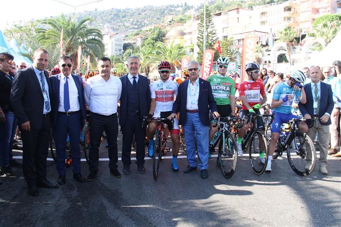 54. CUMHURBAŞKANLIĞI TÜRKİYE BİSİKLET TURU 2. ETABI ALANYA’DA BAŞLADI