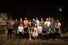 ALANYA BELEDİYE TİYATROSU “DUVARLARIN ÖTESİ”YLE SEZONUN İKİNCİ PRÖMİYERİNİ YAPIYOR