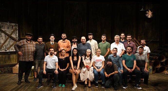 ALANYA BELEDİYE TİYATROSU “DUVARLARIN ÖTESİ”YLE SEZONUN İKİNCİ PRÖMİYERİNİ YAPIYOR