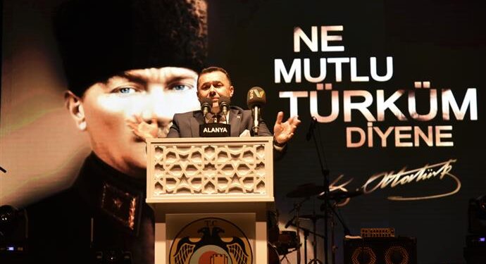 ALANYA’DA CUMHURİYET BAYRAMI BÜYÜK BİR COŞKUYLA KUTLANDI