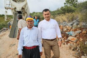 ASMACADA ŞEHİT EVİNİN YOLU DÜZENLENEREK BETONLA KAPLANDI