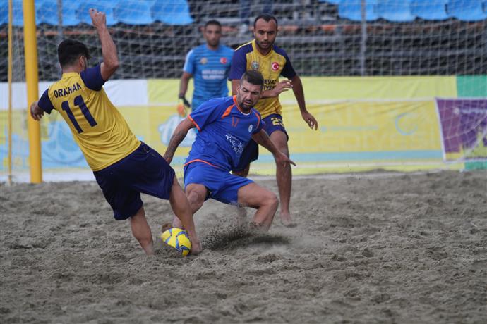 KUMDA BÜYÜK MÜCADELE BAŞLADI