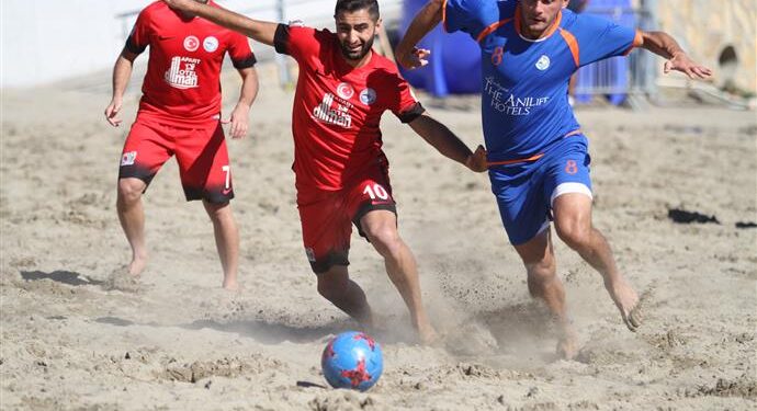 KUMDA FUTBOL HEYECANI DEVAM EDİYOR