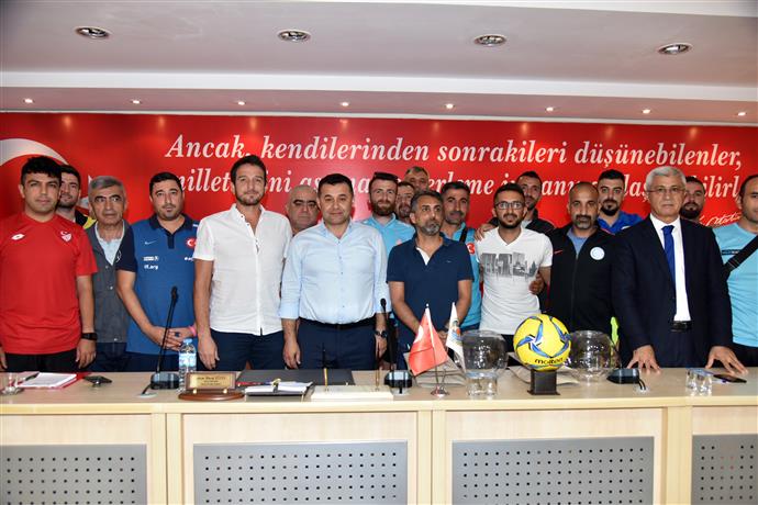 PLAJ FUTBOLU FİNALLERİNDE HEYECAN BAŞLIYOR.