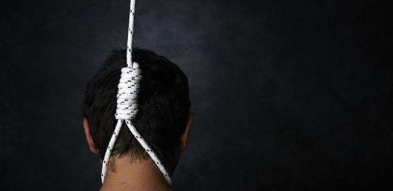 Emlakçı canına kıydı