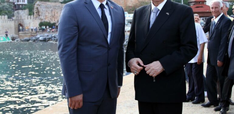 Yücel, “Çalışmaya devam”