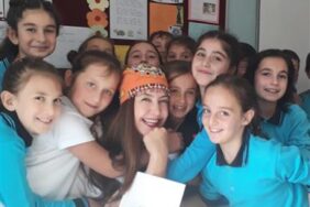 ALANYA BELEDİYE TİYATROSU TRABZONLU ÇOCUKLARA MUTLULUĞUN RESMİNİ YAPTIRDI