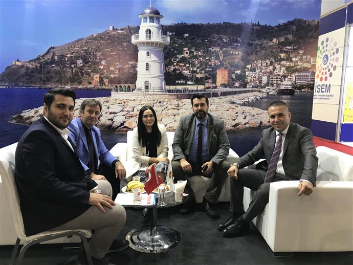 ALANYA BELEDİYESİ ÜLKEMİZDE ENGELİLİK ALANINDA YENİLİKÇİ KURUM VE TEKNOLOJİLERİN BULUŞTUĞU EYAF’TA YERİNİ ALDI