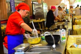 ALTINKEPÇEYE YOĞUN İLGİ