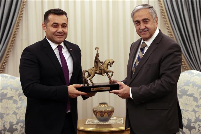 BAŞKAN YÜCEL’DEN KIBRIS ÇIKARMASI