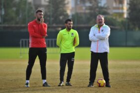 C69A05D6-2CEF-4DD8-98D4-8B1070F79CA8