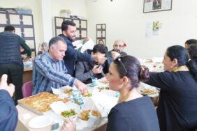 uyar_ogretmenleri_unutmadi