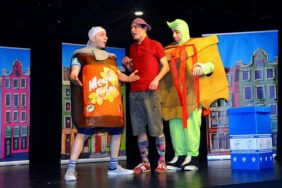 ALANYA BELEDİYESİ GERİ DÖNÜŞÜMÜ TİYATRO OYUNUYLA ANLATTI