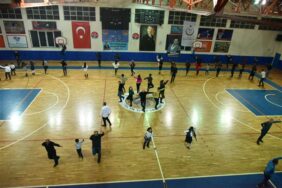 ALANYA VE EGE ZEYBEK KURSU OYUNLARI SERTİFİKA TÖRENİ GERÇEKLEŞTİRİLDİ