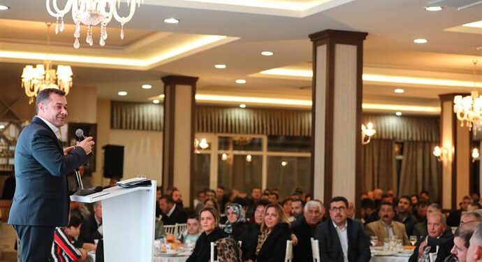 Yücel yoğun ilgi ile karşılandı
