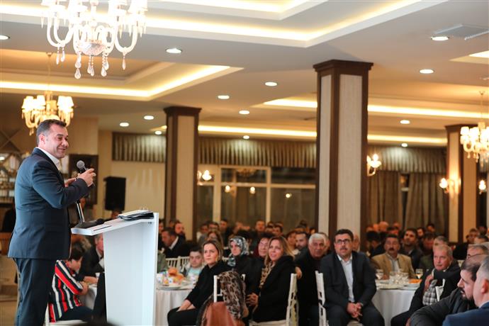 BAŞKAN YÜCEL YOĞUN İLGİYLE KARŞILANDI