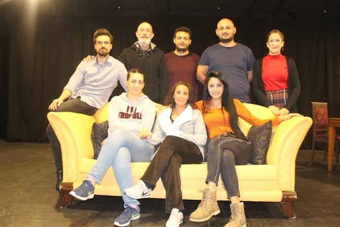 BELEDİYE TİYATROSU YENİ BİR OYUNLA SEYİRCİ KARŞISINDA