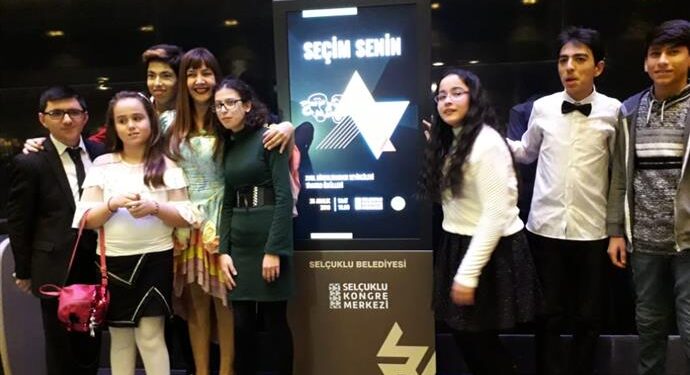 Seyirci ödülleri sahiplerini buldu