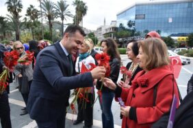 KADINLARA SEÇME VE SEÇİLME HAKKININ VERİLMESİ ALANYA'DA KUTLANDI