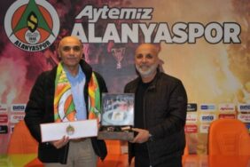 bektas_alanyaspor_a_destegimiz_surecek_