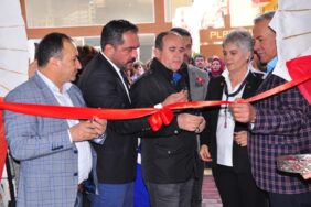 muhtar_adayi_secim_ofisini_acti