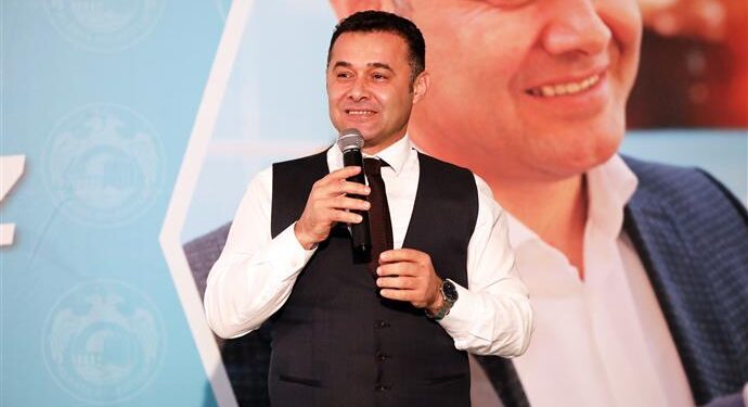 BAŞKAN YÜCEL TEPE MAHALLESİNDE VATANDAŞLARLA BULUŞTU