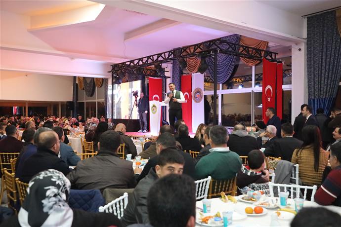 BAŞKAN YÜCEL VATANDAŞLARLA BULUŞMAYA DEVAM EDİYOR