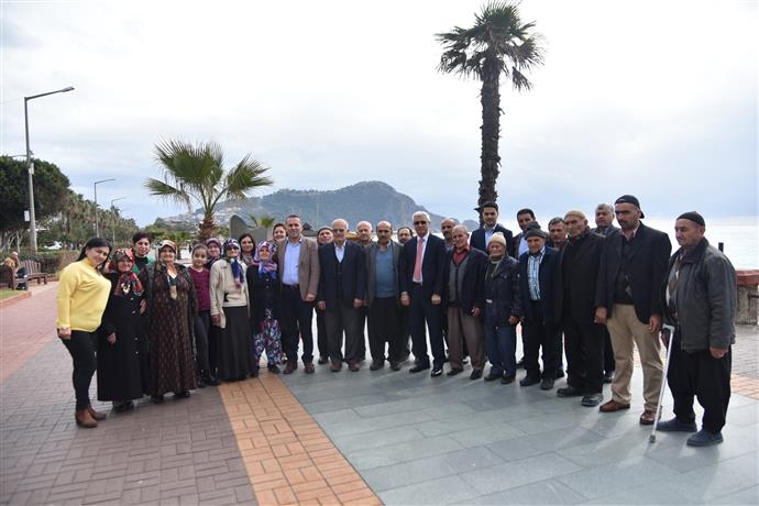 YAŞLILARA YÖNELİK ALANYA KALESİ GEZİLERİ DEVAM EDİYOR