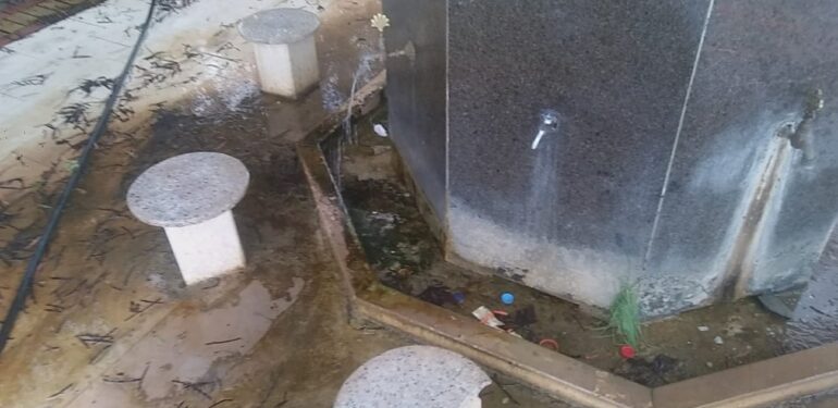 Mahmutlar’da mezarlığın içler acısı hali