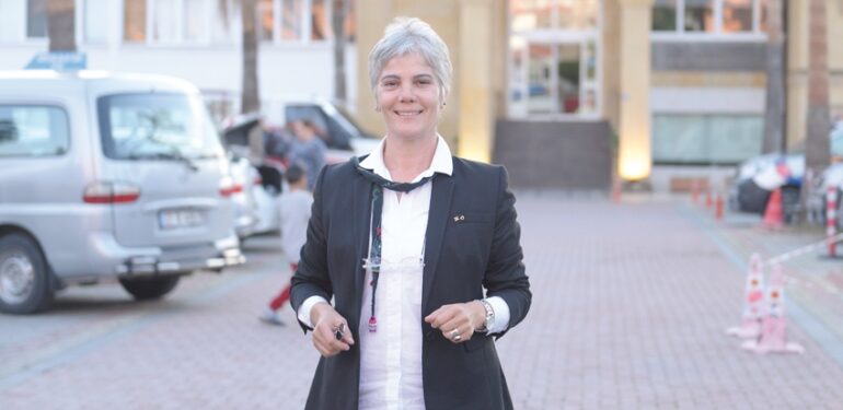 “İçinizden biriyim”