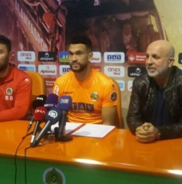 steven_coulker_da_alanyaspor_da_