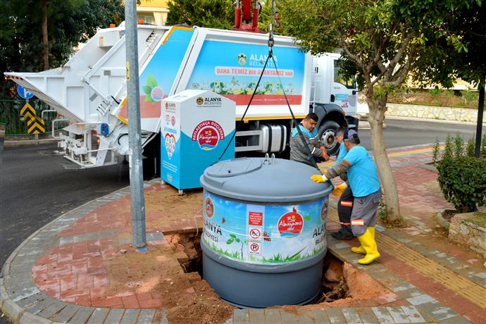 ALANYA’ DA YERALTI ÇÖP KONTEYNERLERİ YAYGINLAŞTIRILIYOR