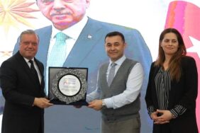 BAŞKAN YÜCEL MAHALLE BULUŞMALARINA KALDIĞI YERDEN DEVAM EDİYOR