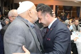 BAŞKAN YÜCEL SUGÖZÜ MAHALLESİNDE VATANDAŞLARLA BİR ARAYA GELDİ