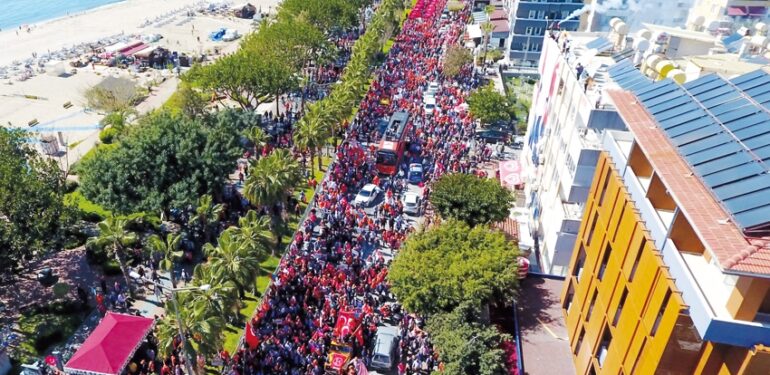 Babayiğit’e sevgi seli